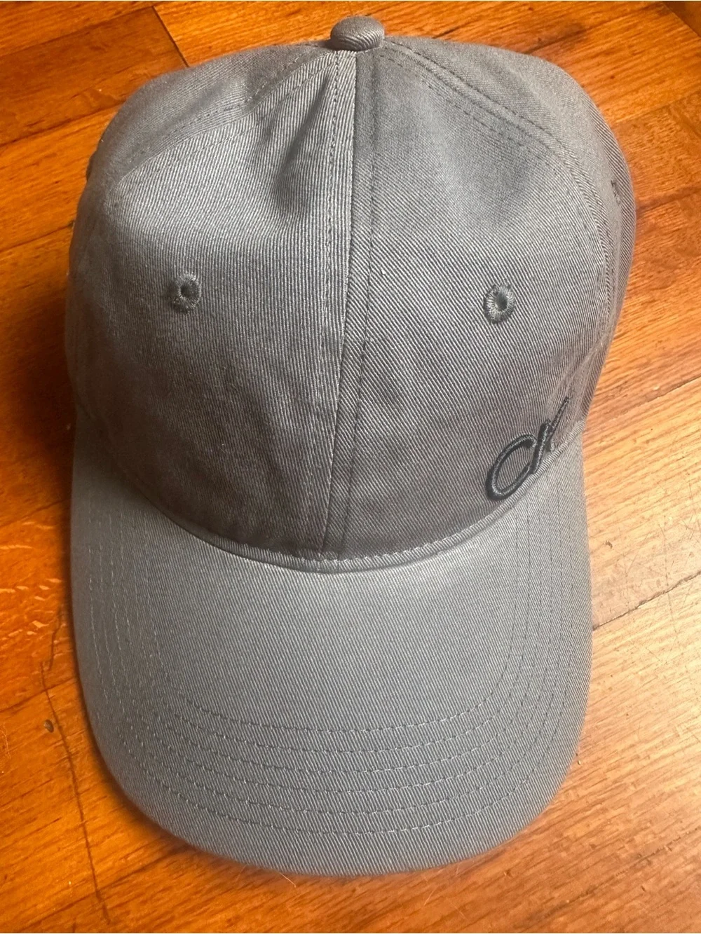 Calvin Klein women baseball cap grey With Blue accents inside logo